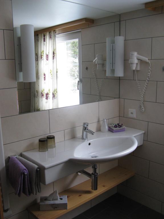 Waldgasthaus Lehmen Hotel Weissbad Ruang foto