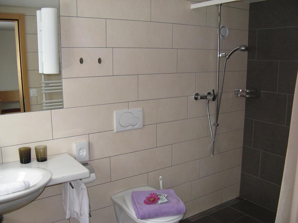 Waldgasthaus Lehmen Hotel Weissbad Ruang foto